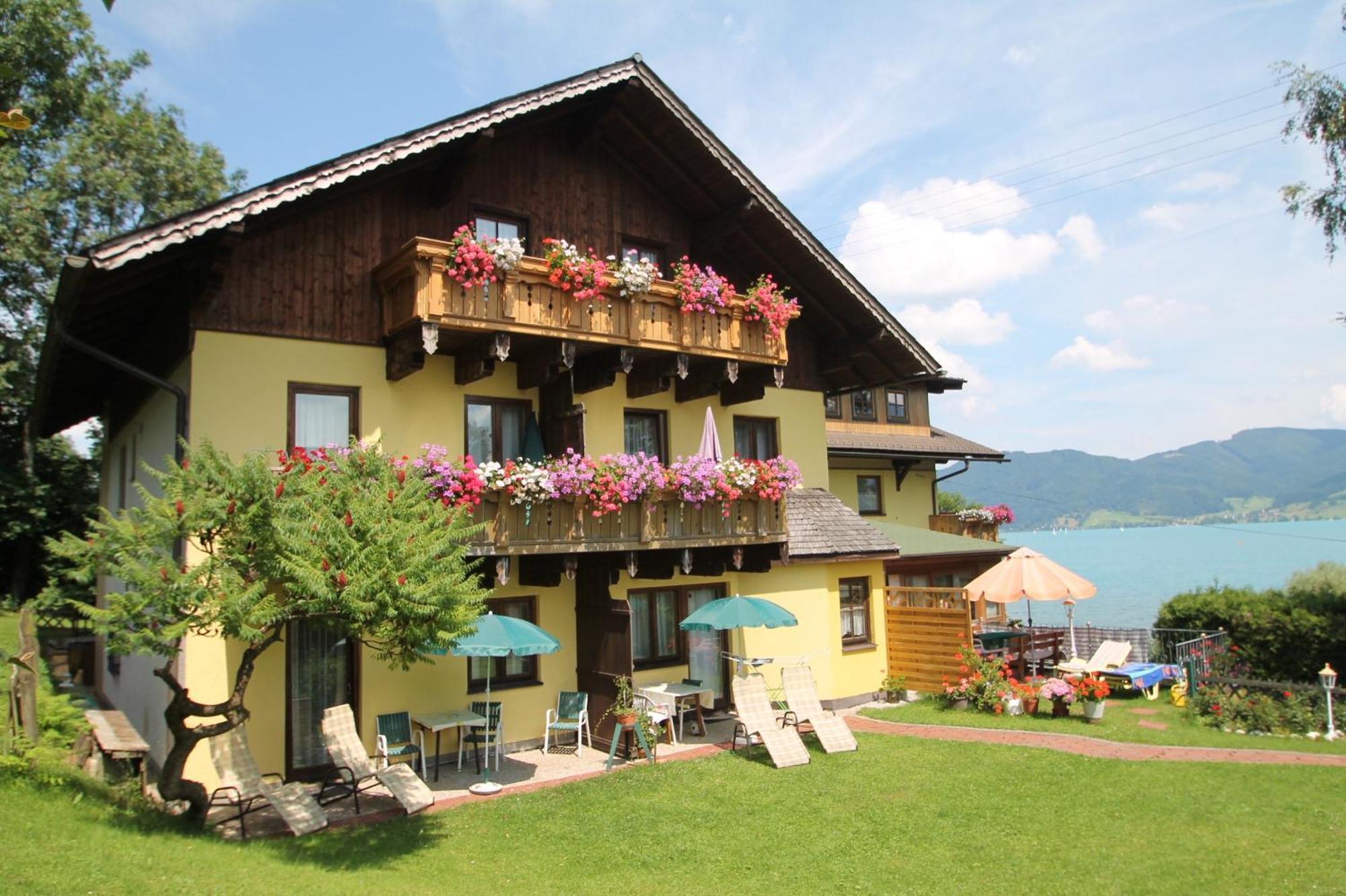 Seepension Neubacher KG Nussdorf am Attersee Buitenkant foto