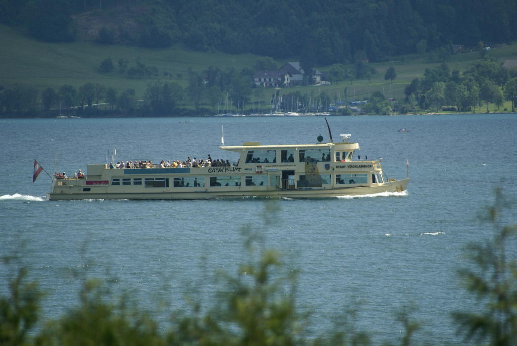 Seepension Neubacher KG Nussdorf am Attersee Kamer foto