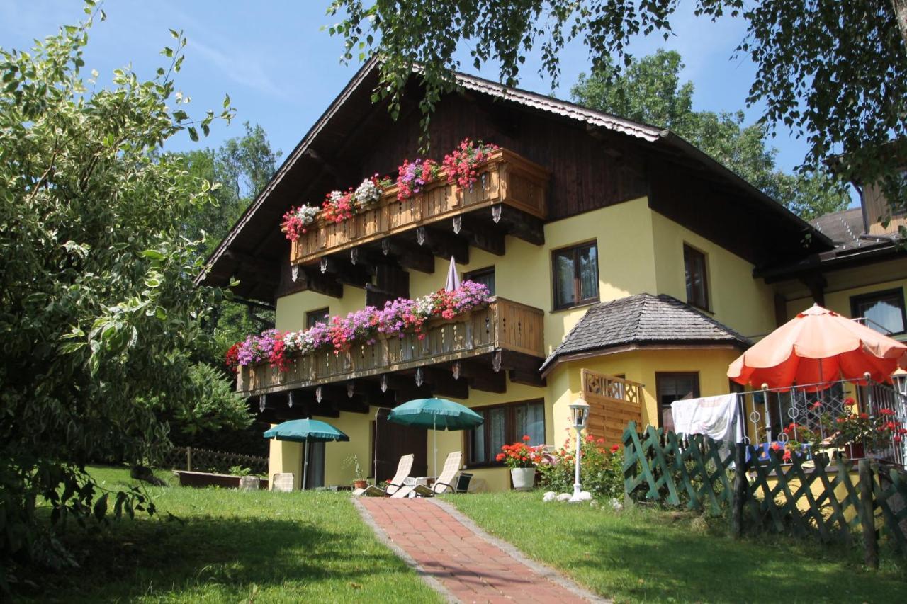 Seepension Neubacher KG Nussdorf am Attersee Buitenkant foto